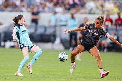Angelina Anderson's Late Penalty Save Earns Angel City a 0-0 Draw With League-Leading Gotham