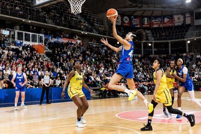 Leila Lacan Leads France’s Sharpened Attack Against Colombia in Lyon-Villeurbanne