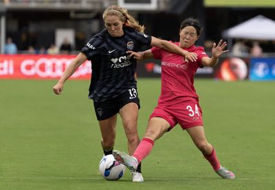Washington Spirit Surge Late to Defeat NC Courage 2-1 in Dramatic NWSL Clash