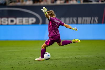 Spirit Defense Shines as Kingsbury Silences Wave in Scoreless Draw